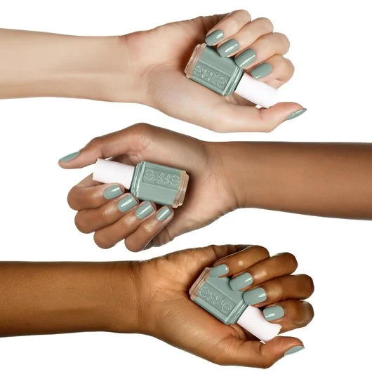 Essie Nail Polish 252 Maximillian Strasse Her - Image 3