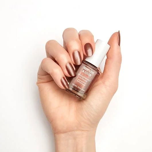 Essie Treat Love & Color Strengthener 156 Finish Line Fuel - Image 3