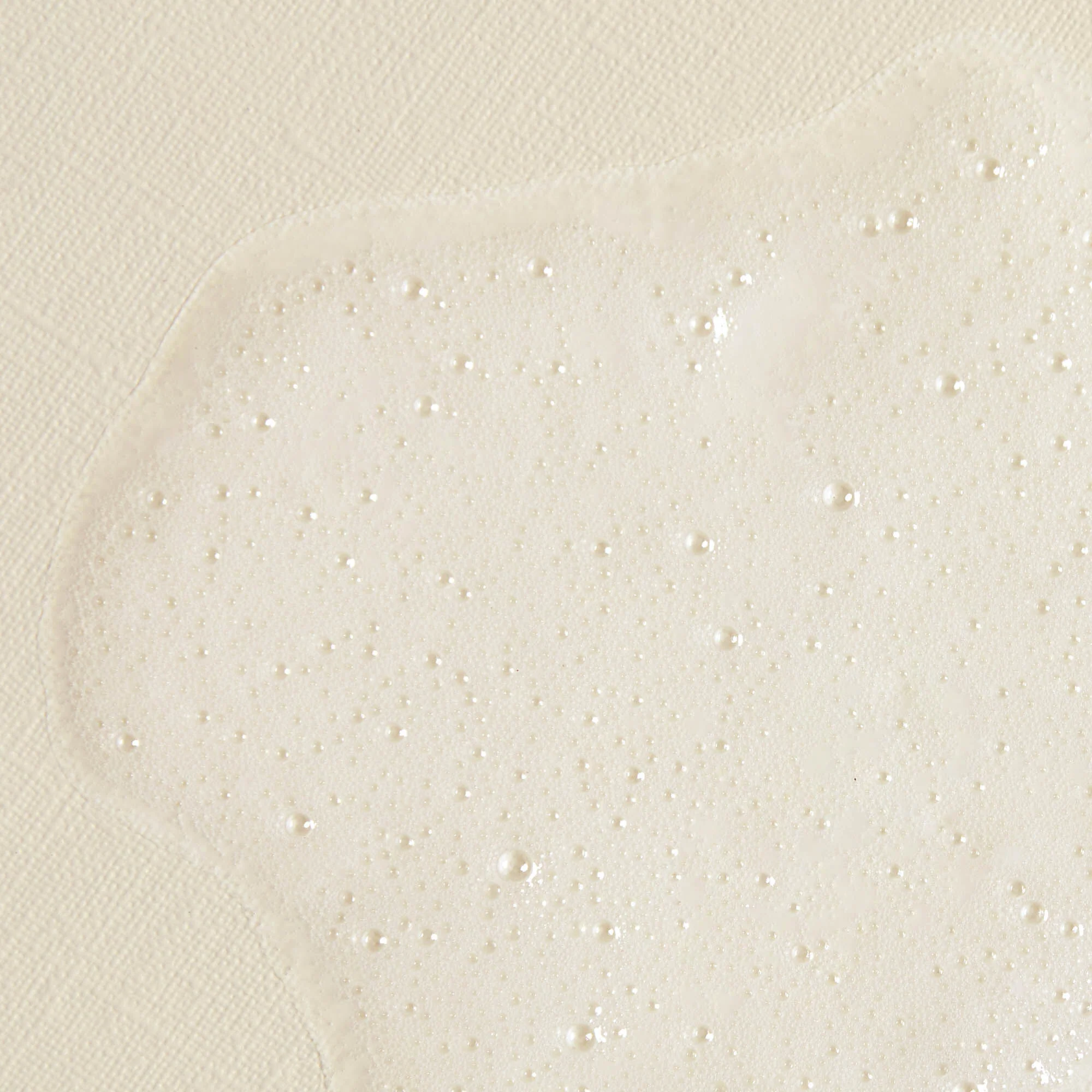 Honest Beauty Calm On Foaming Cream Cleanser 118.2ml - Image 2