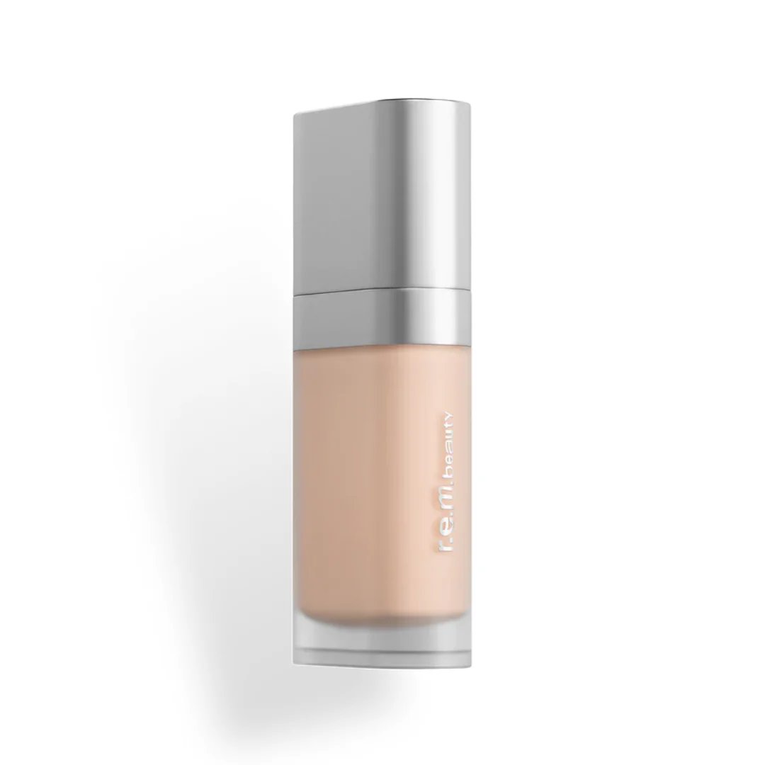 r.e.m beauty Sweetener Foundation Fair 8 N