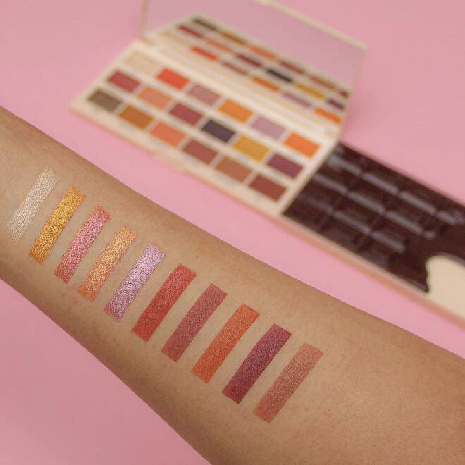 Revolution I Love Makeup Eyeshadow Palette Caramel nudes - Image 3