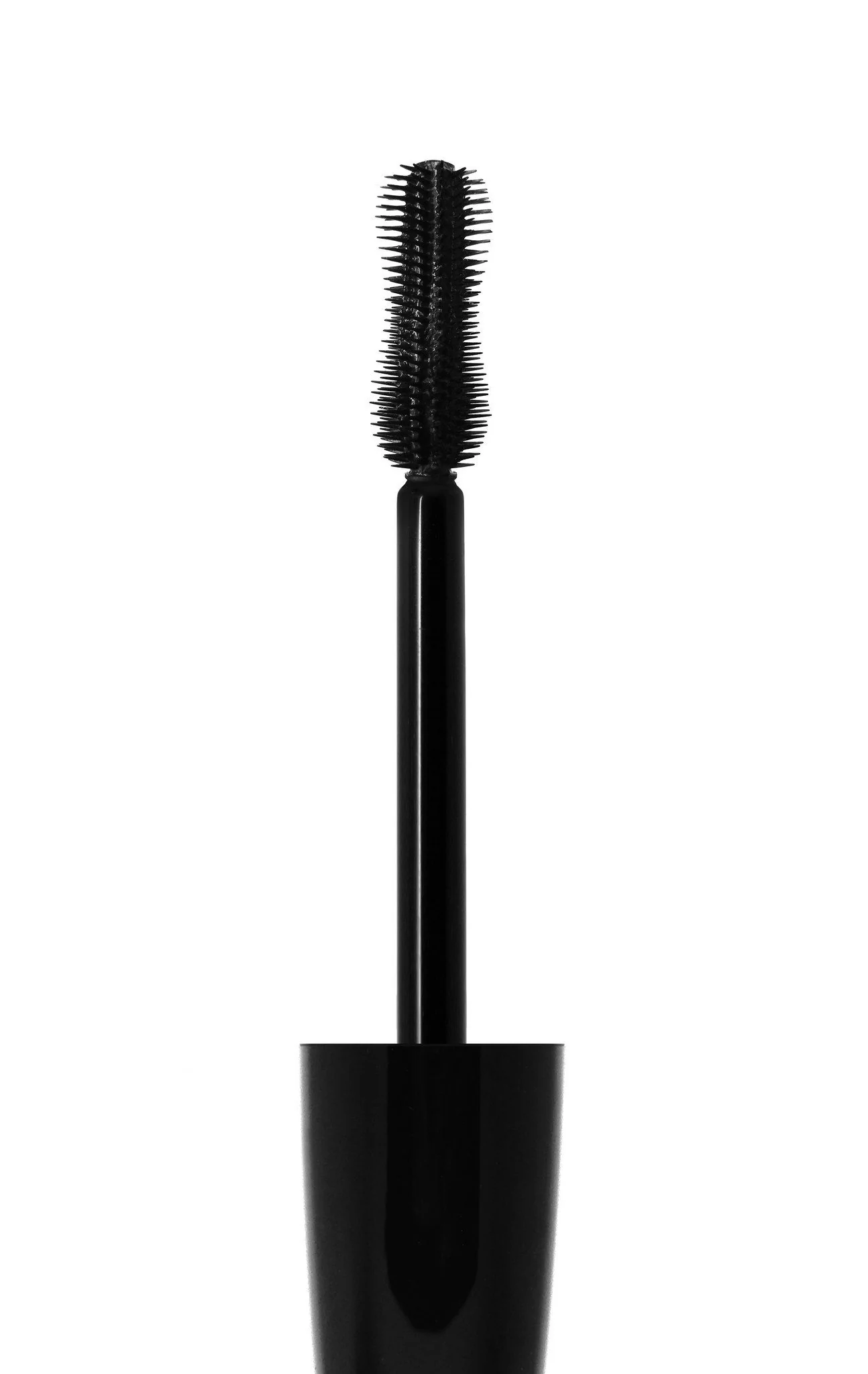W7 Flirty Eyes False Lash Effect Black Mascara - Image 2